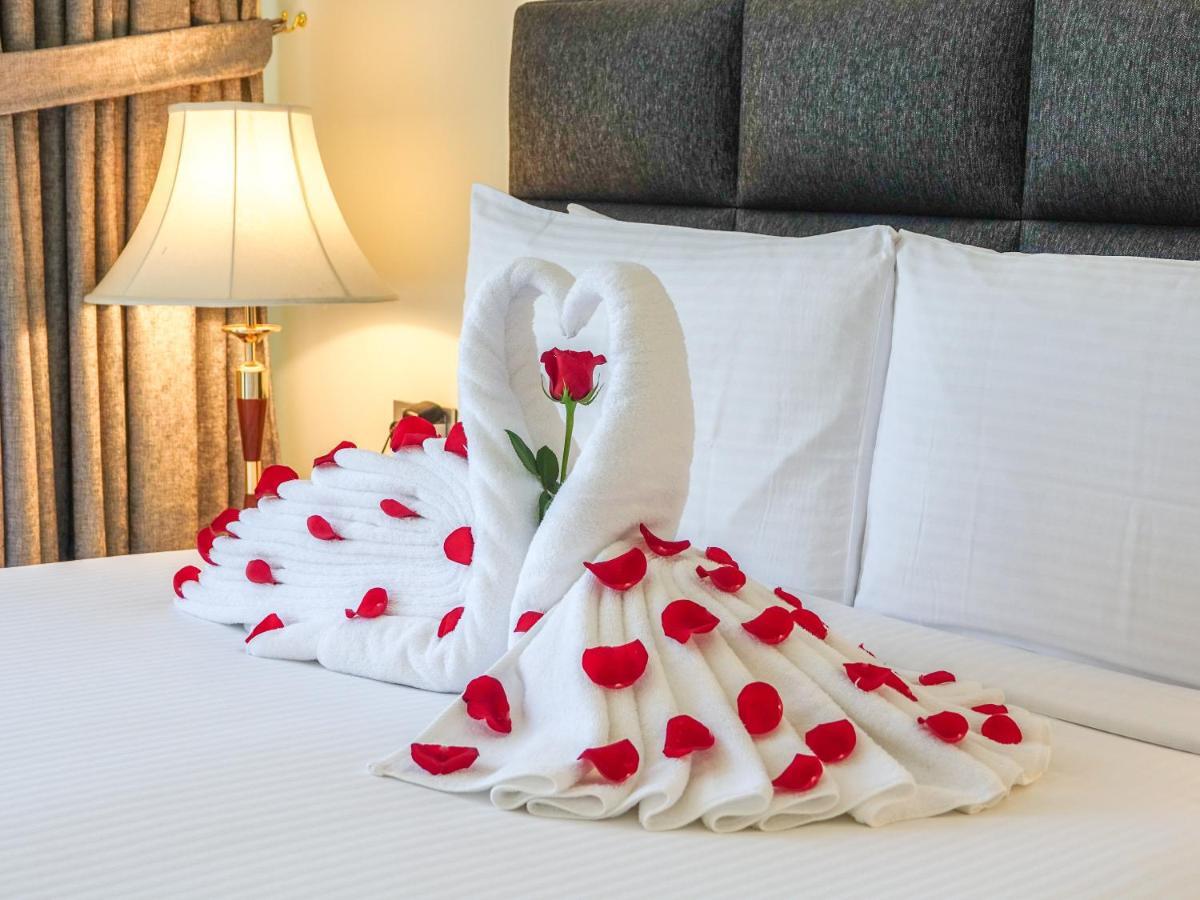 Al Kout Beach Hotel Kuwait City Exterior foto