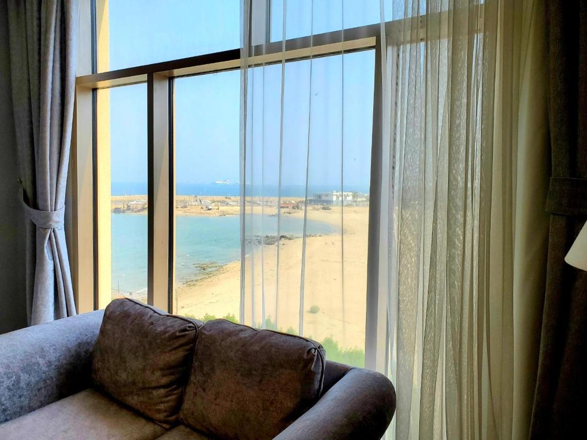 Al Kout Beach Hotel Kuwait City Exterior foto