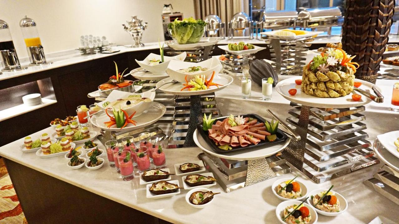 Al Kout Beach Hotel Kuwait City Exterior foto